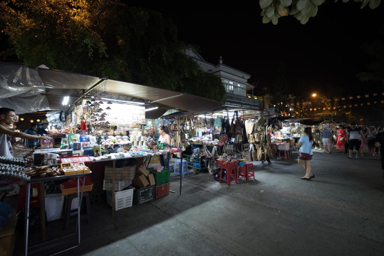 Hoa Thu Homestay Hoi An Luaran gambar